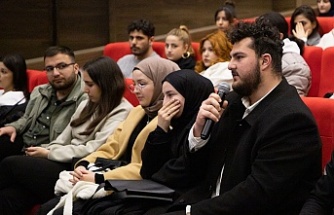 Öğrencilere eğitim programı verildi