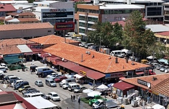 Buğday Meydanı Yangını Sonrası Çatı Yenileme Çalışmaları 7 Günde Tamamlandı
