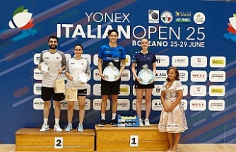 Erzincan Badminton takımı İtalya'dan madalya ile döndü
