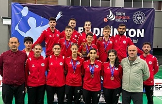 Erzincan Badminton Süper Lig'de Gurur Verdi