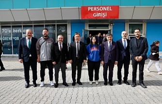Dünya Dart Şampiyonu Millî Sporcu Zehra Gemi Erzincan'da