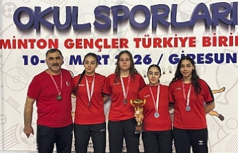 ERZİNCAN  ANADOLU LİSESİ BADMİNTONDA TÜRKİYE İKİNCİSİ