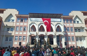 İstiklal Marşımızın Kabulünün Yıl dönümünde 3. Ordu Bölge Bandosu Öğrencilerle Buluştu