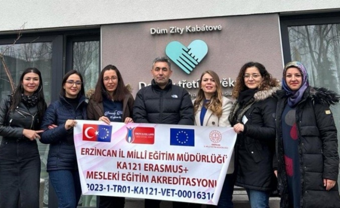 Erzincan’dan 8 öğretmen katıldı