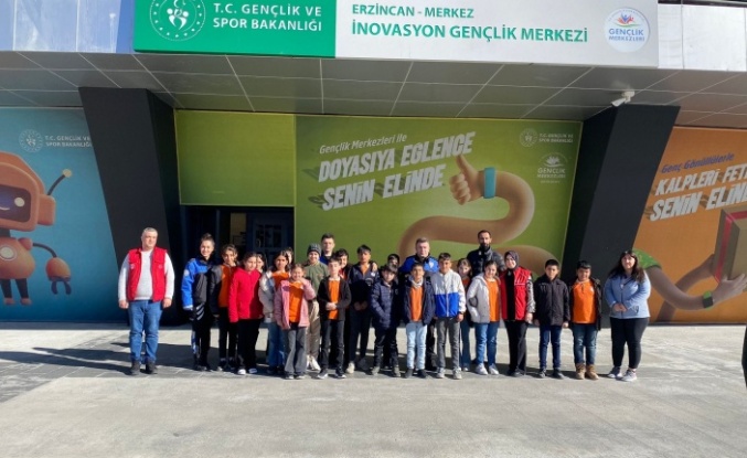 Öğrencilere 'İnovasyon Merkezi Gezisi' düzenlendi