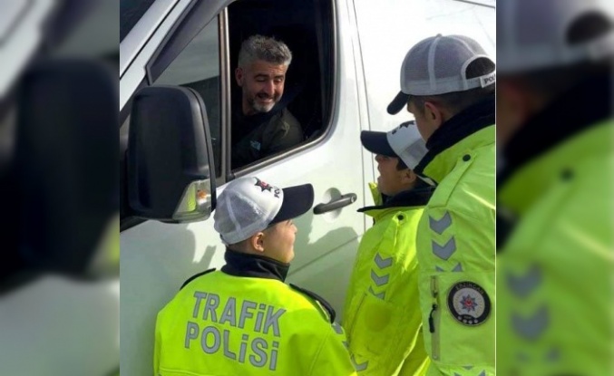 Öğrenciler Trafik Denetimi Yaparak Farkındalık Oluşturdu