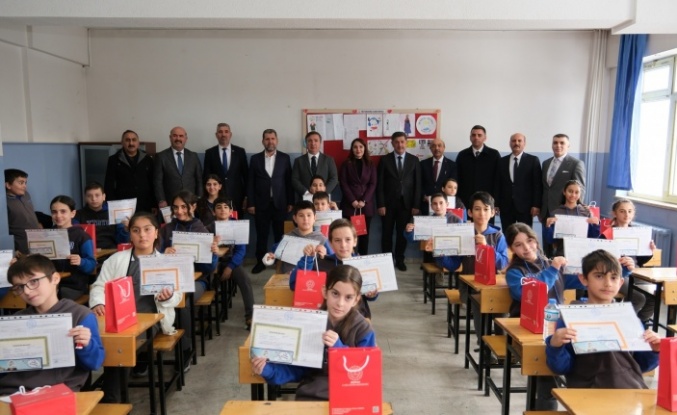 Erzincan’da 41 Bin Öğrenci Karne Aldı, Yarıyıl Tatili Başladı