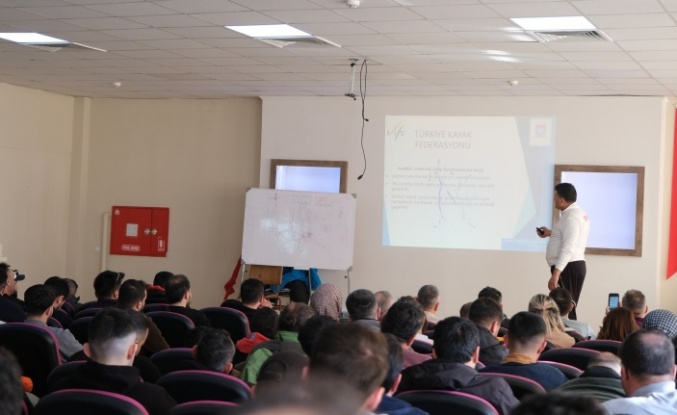 Erzincan’da 151 Aday Hakem Türkiye Kayak Federasyonu Eğitimini Tamamladı