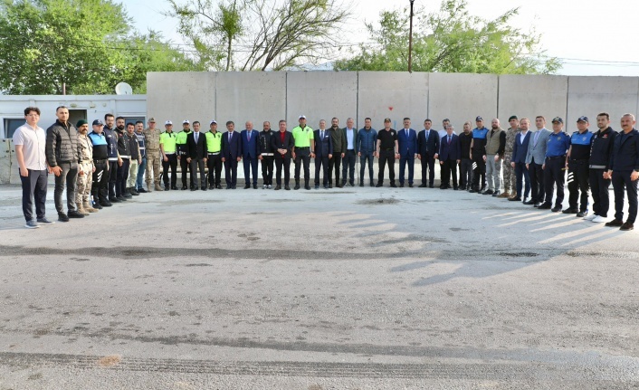 Vali Aydoğdu'dan Bayram Ziyaretleri: Güvenlik Güçlerine Teşekkür, Sürücülere Uyarı
