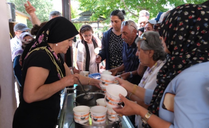 Erzincan’da Muharrem Ayında 7 Bin Kişiye Aşure Dağıtıldı