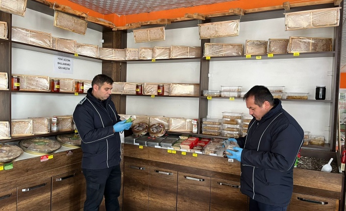 Erzincan Zabıta Ekiplerinden Gıda Güvenliği Denetimi