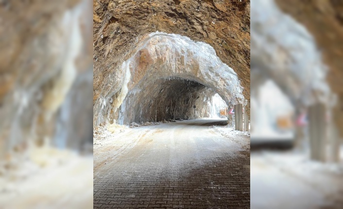 Kemaliye’de Kar Yağışı ve Buzlanma ile Mücadelede Koordineli Çalışmalar Devam Ediyor