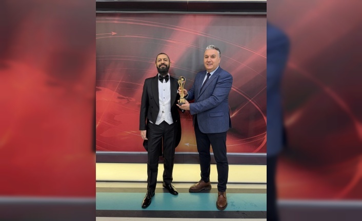 Dünyaca Ünlü Yazar Akif Manaf “Cine1 Barış Ödülü”ne Layık Görüldü