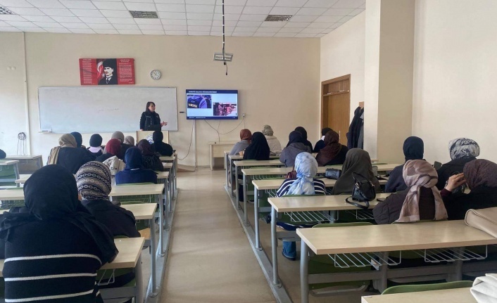 Erzincan'da Uyuşturucu ile Mücadele Semineri: 205 Öğrenciye Eğitim Verildi